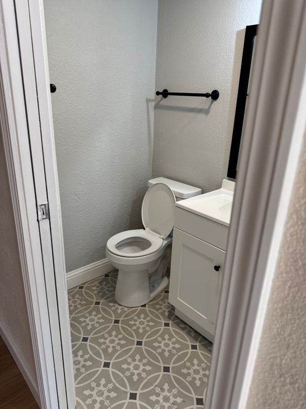 117 Cypress St - Photo 6 of 16