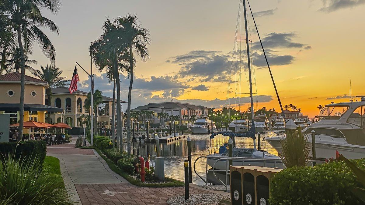 14805 Crooked Pond Ct - Photo 2 of 29