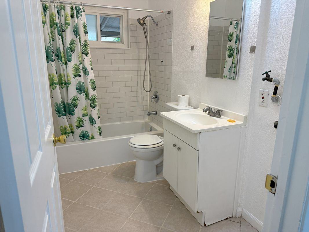 5082 Kenmore Dr - Photo 4 of 4