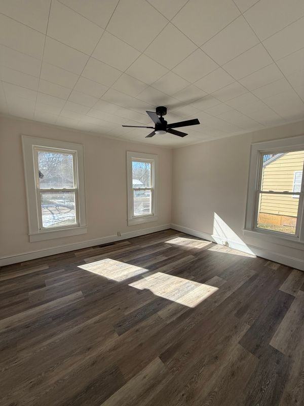 328 W Bingham St - Photo 4 of 8