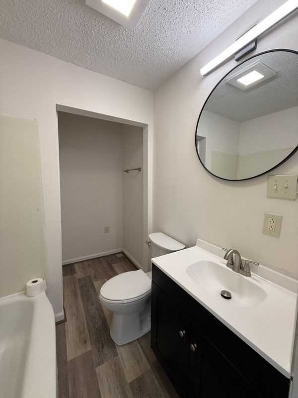 328 W Bingham St - Photo 5 of 8