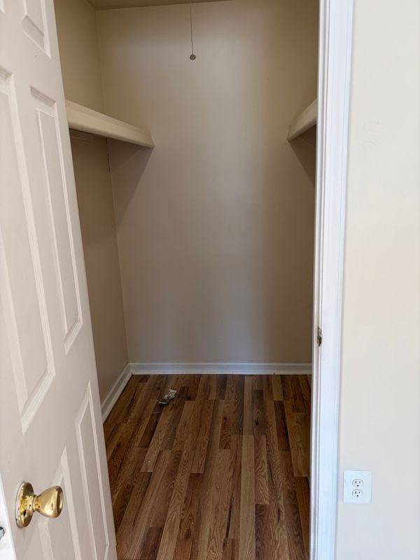 6960 Foxthorn Dr - Photo 6 of 7