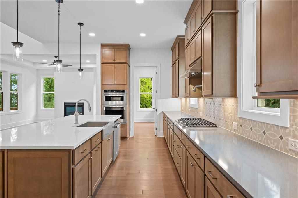 7390 Cornflower Ct - Photo 7 of 50