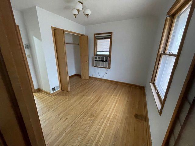 823 1st Ave - Photo 6 of 10