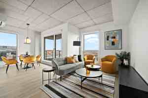 featured image of 5200 Place de la Savane #610