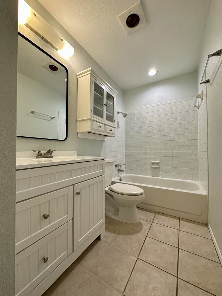 7306 Broken Arrow Ln #NA - Photo 6 of 19