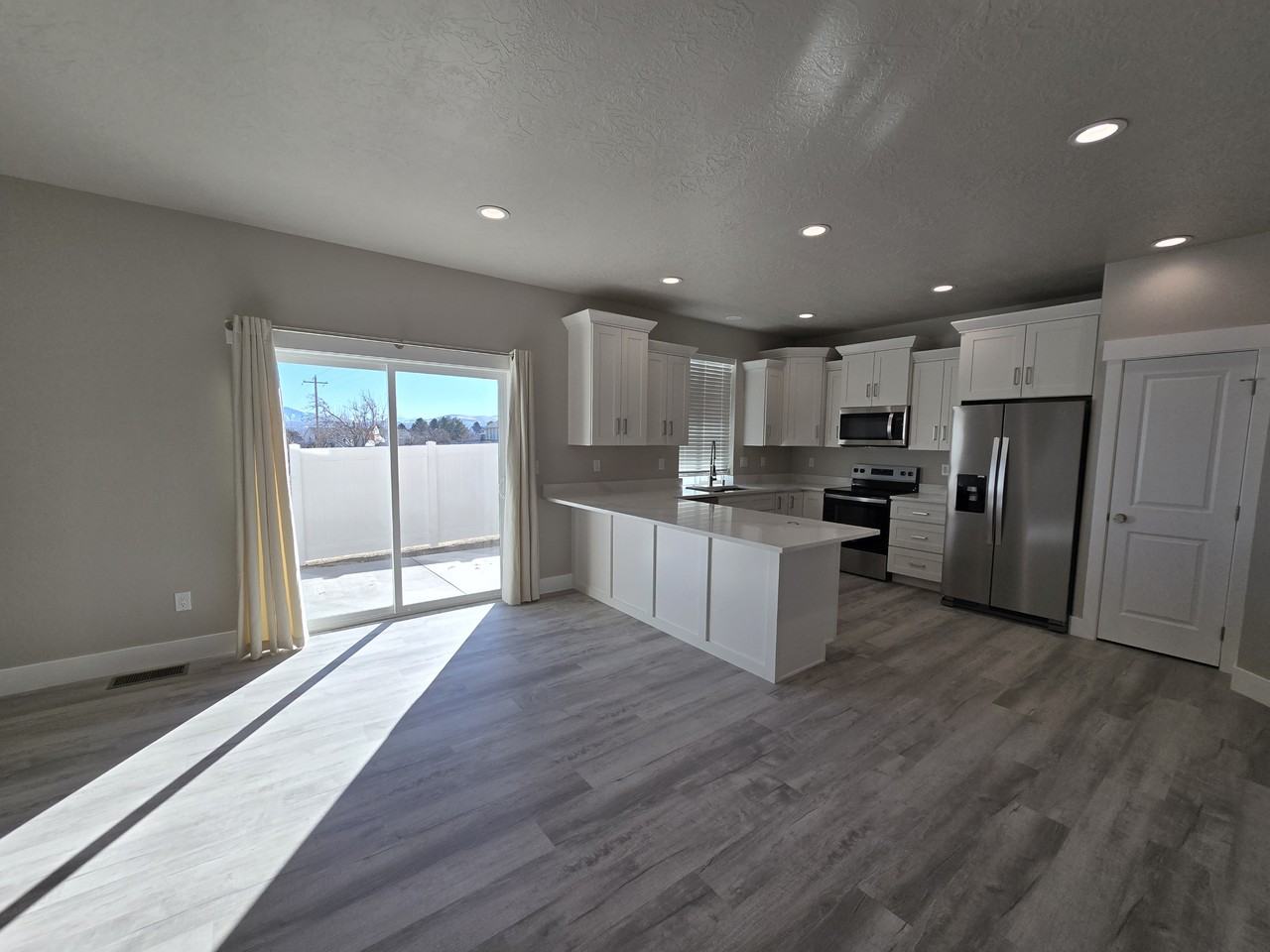 3042 N 5th St #3056 - Photo 5 of 21