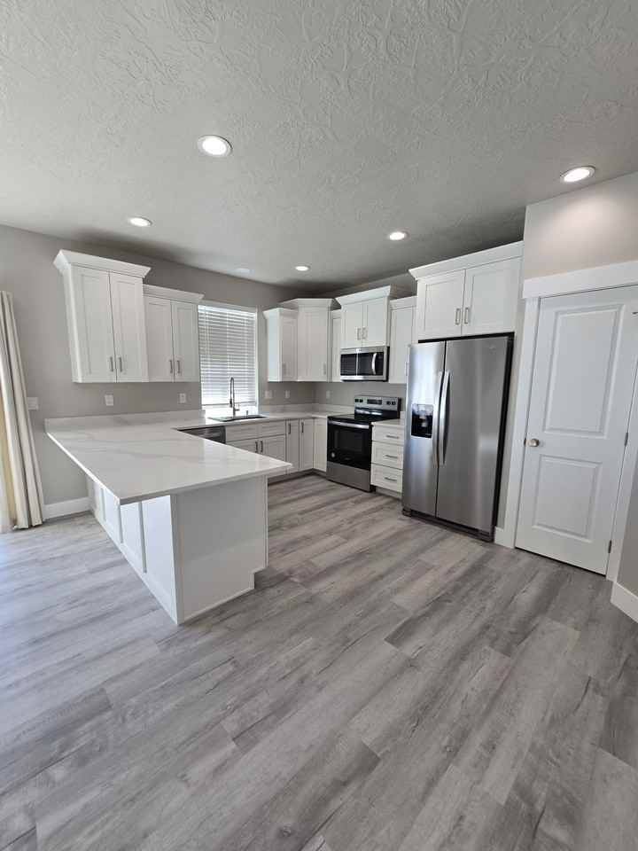 3042 N 5th St #3056 - Photo 6 of 21