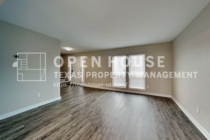 1645 Homestead St - Photo 5 of 24