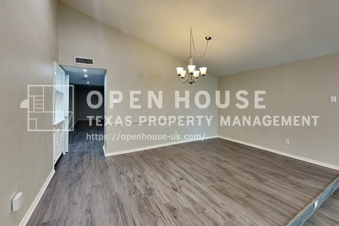 1521 Canadian Trl - Photo 7 of 21