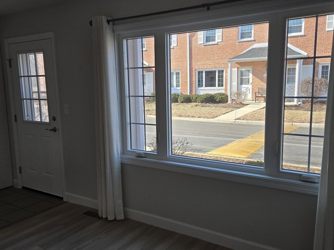 2136 Rugen Rd #2136D - Photo 2 of 22