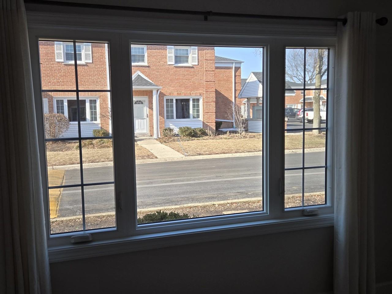 2136 Rugen Rd #2136D - Photo 3 of 22