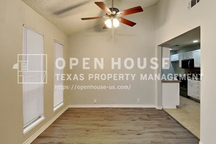 2712 Jewell Dr - Photo 6 of 21