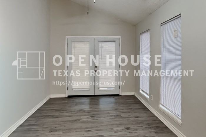 2712 Jewell Dr - Photo 7 of 21