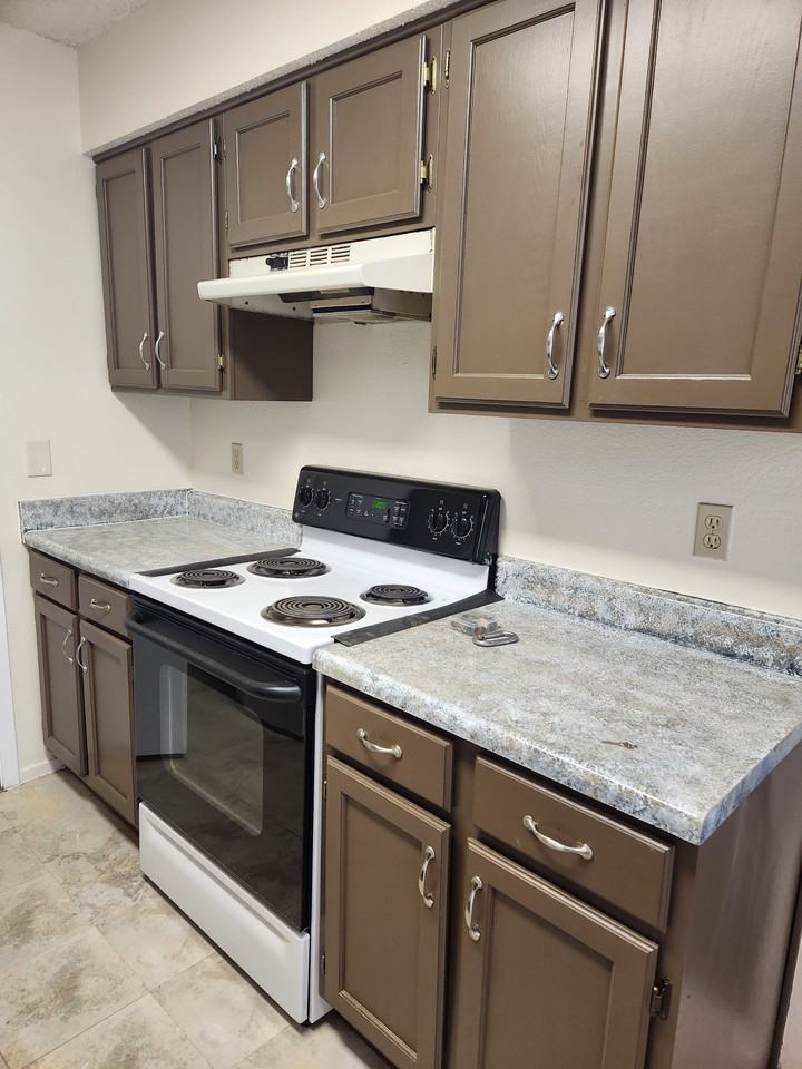 123 Oak Wood Ln #1 - Photo 5 of 14