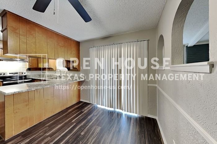 404 Park Center Blvd - Photo 7 of 20