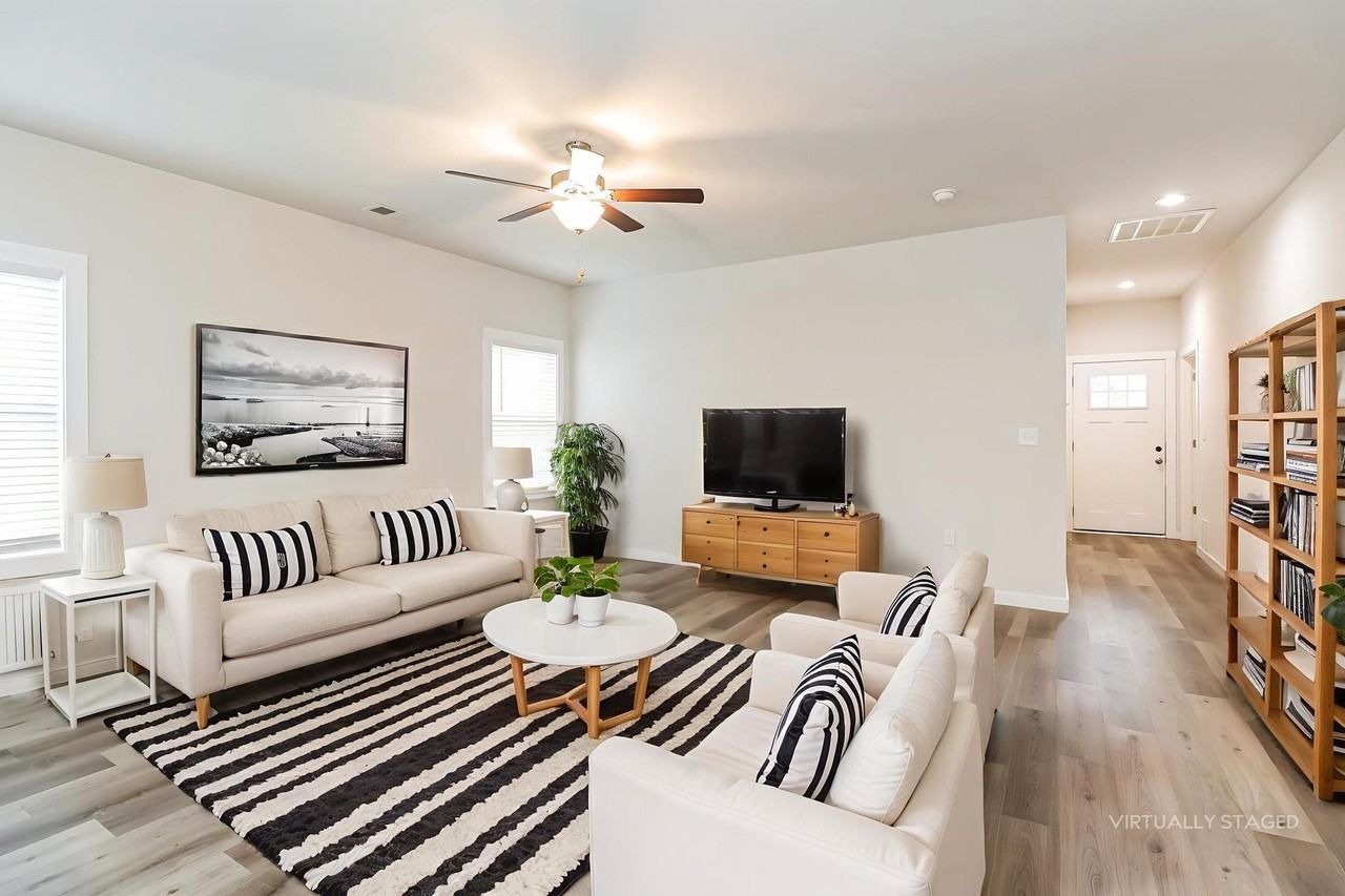 3028 Celia Ave - Photo 3 of 16