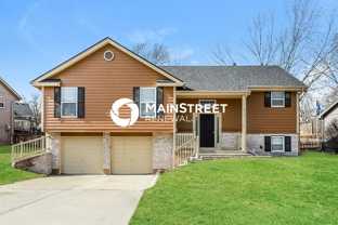 912 Sw Foxtail Dr - Photo 1 of 1