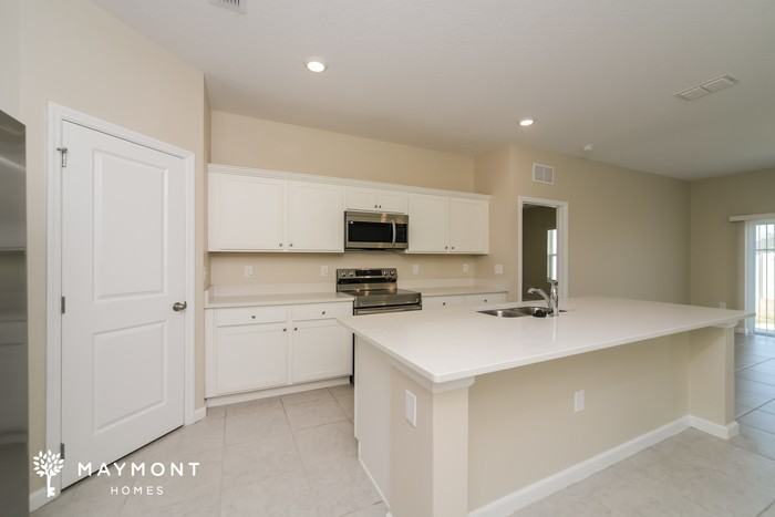 347 Kenilworth Dr - Photo 6 of 12