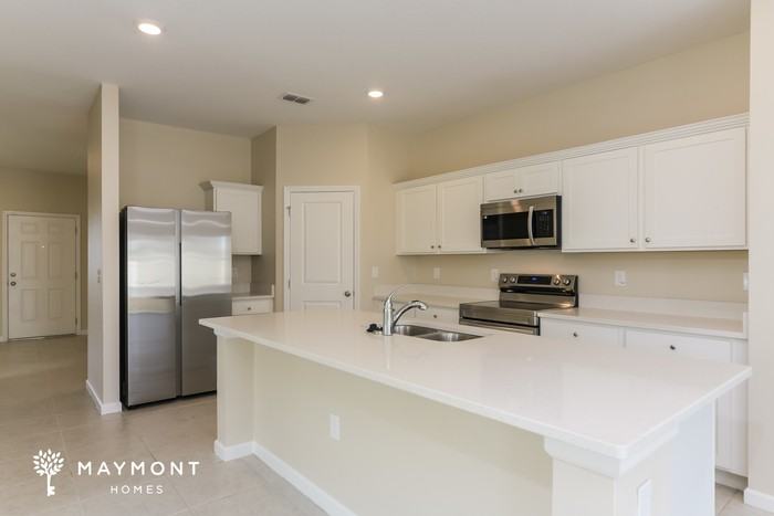 347 Kenilworth Dr - Photo 7 of 12