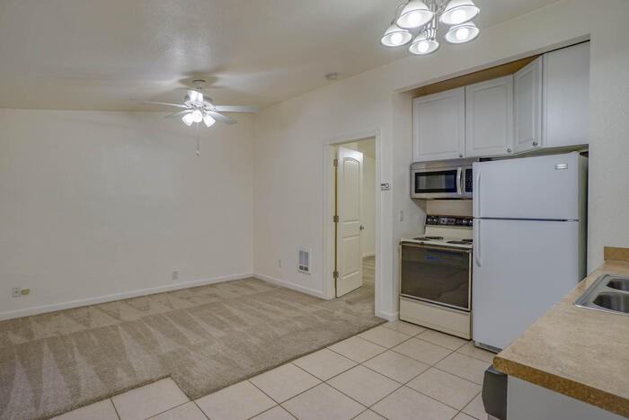 744 K St #2 - Photo 5 of 19