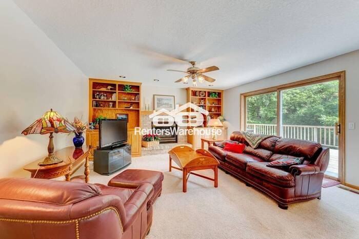 6841 Lorena Ln - Photo 6 of 29