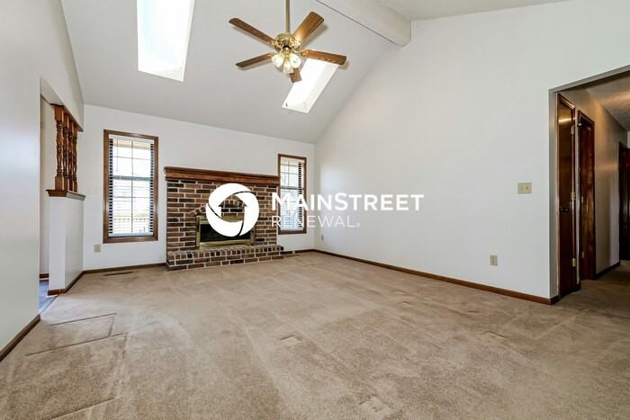 11433 N Highland Ave - Photo 4 of 18