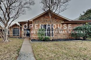 809 Lake Bluff Dr - Photo 1 of 1