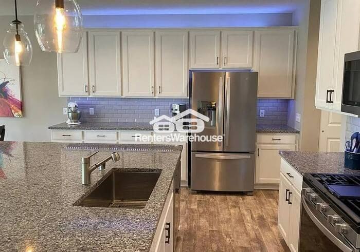 718 Wildflower Ln - Photo 5 of 25