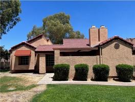 featured image of 909 S Siesta Ln #4