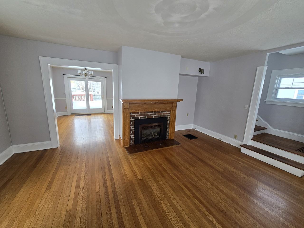 232 Nichols Ave #1 - Photo 3 of 32