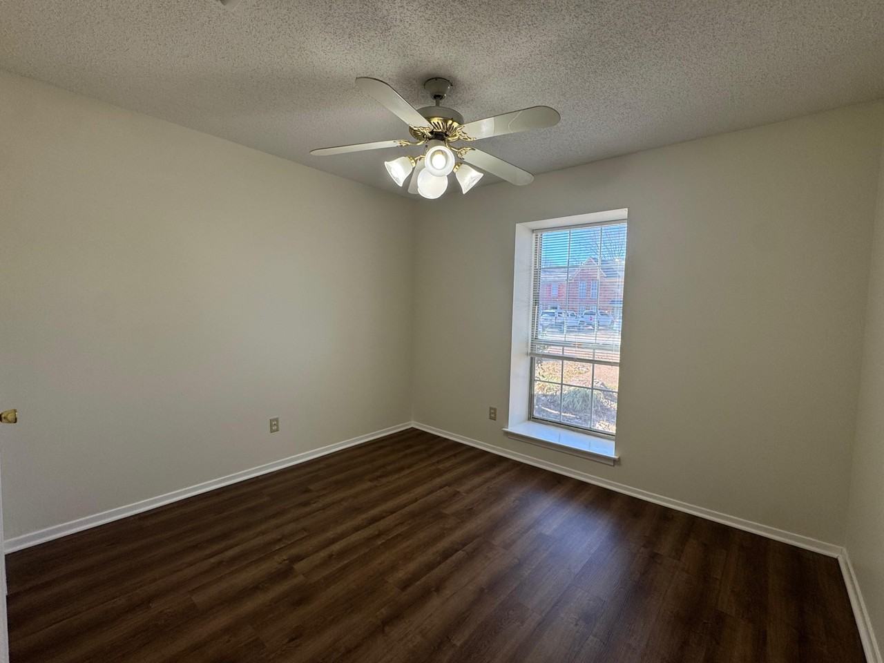 3090 Wesley Ct #1 - Photo 6 of 10