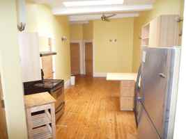 featured image of 4009 Avenue Coloniale