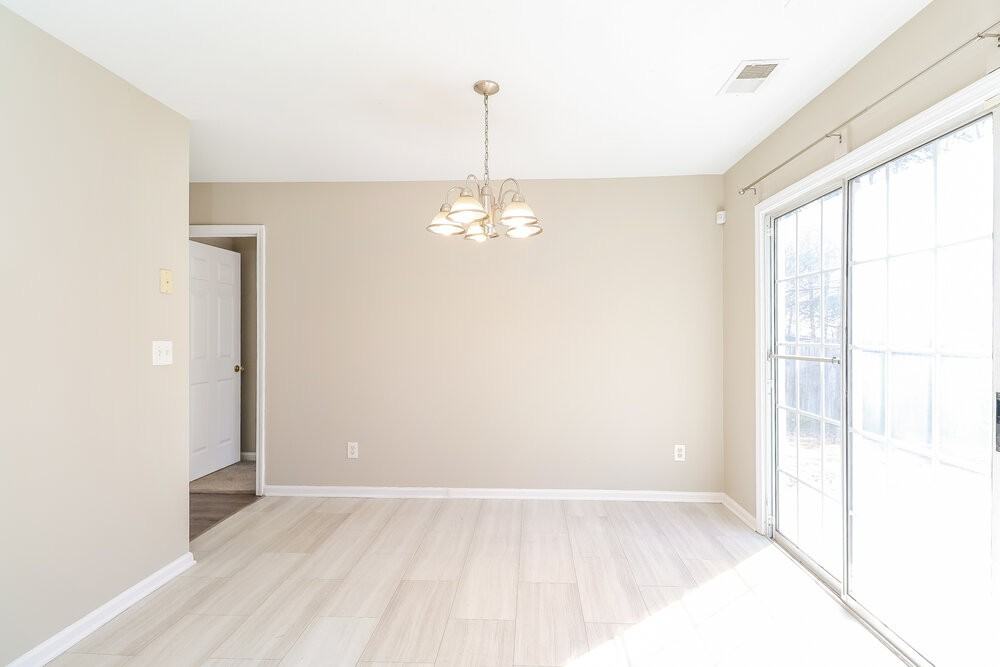 7019 Indian Ridge Ln - Photo 6 of 17