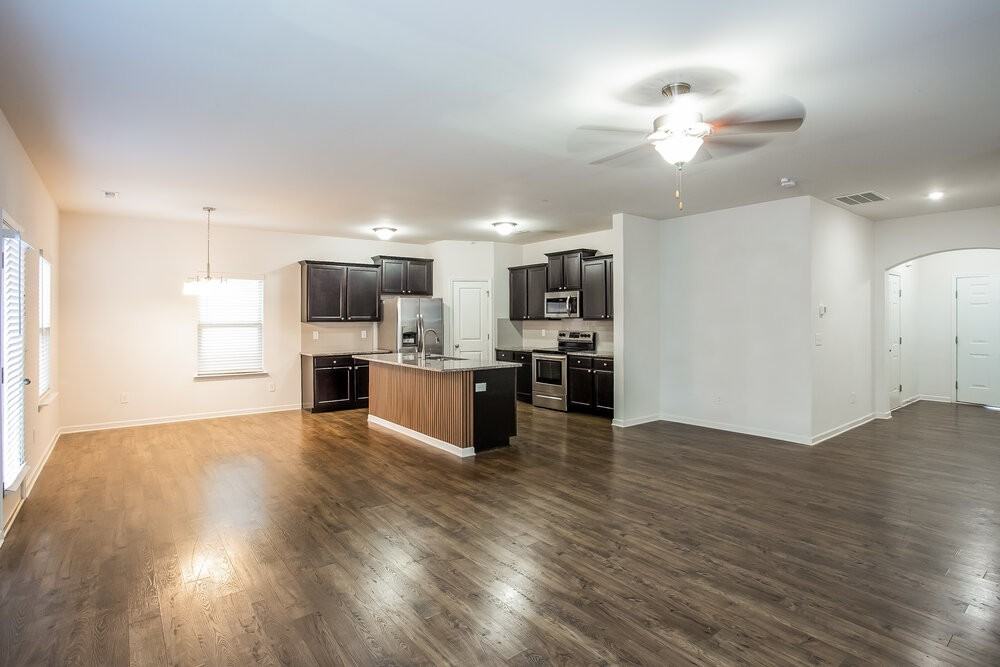 4335 Drifter Dr - Photo 6 of 17