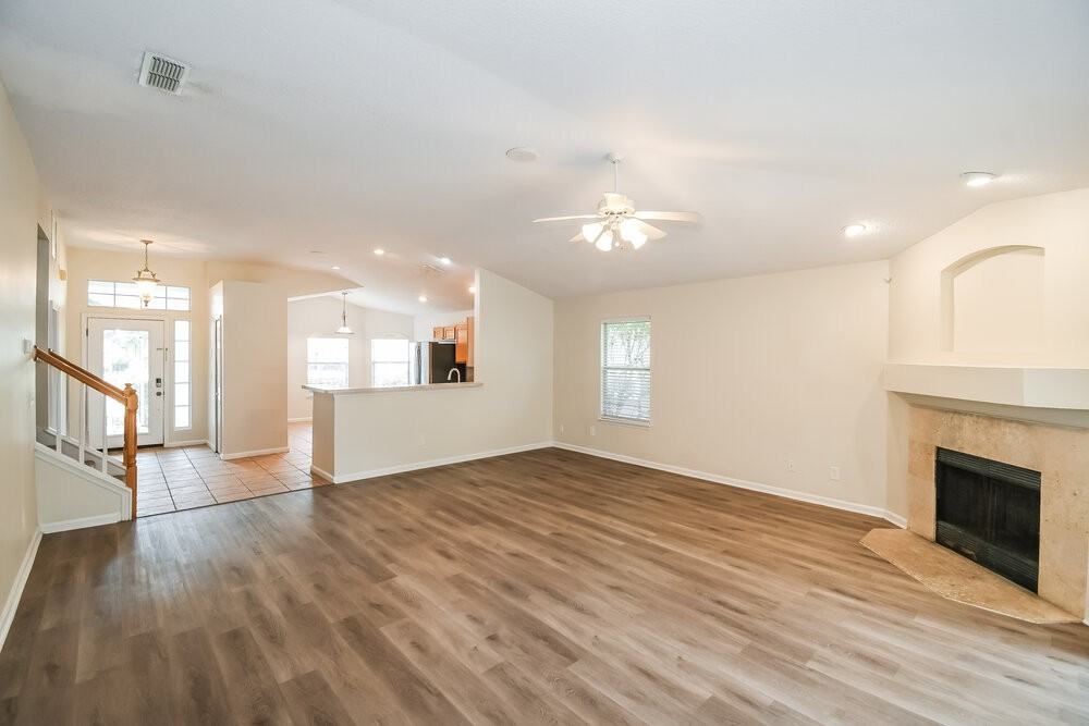 732 Dewdrop Loop - Photo 5 of 17