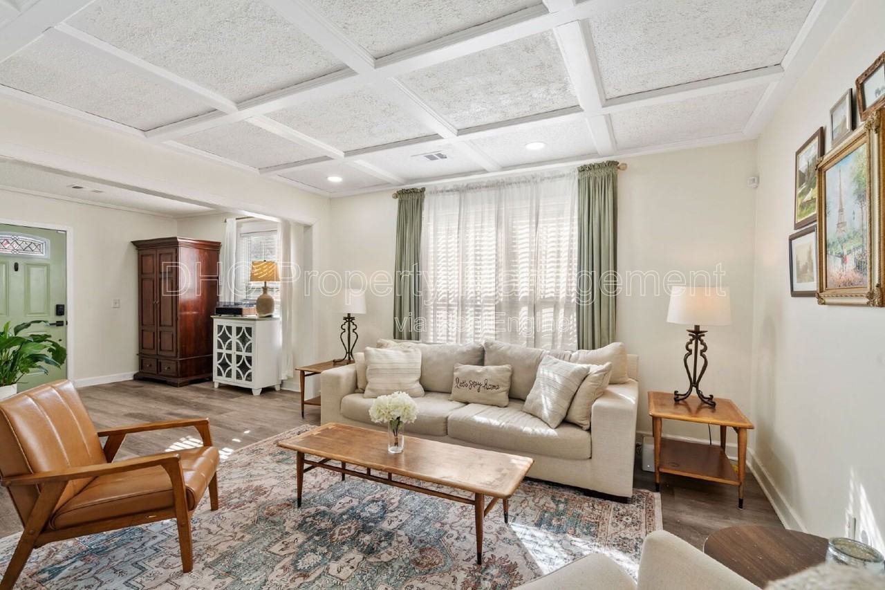 168 Whitefoord Ave Ne - Photo 4 of 21