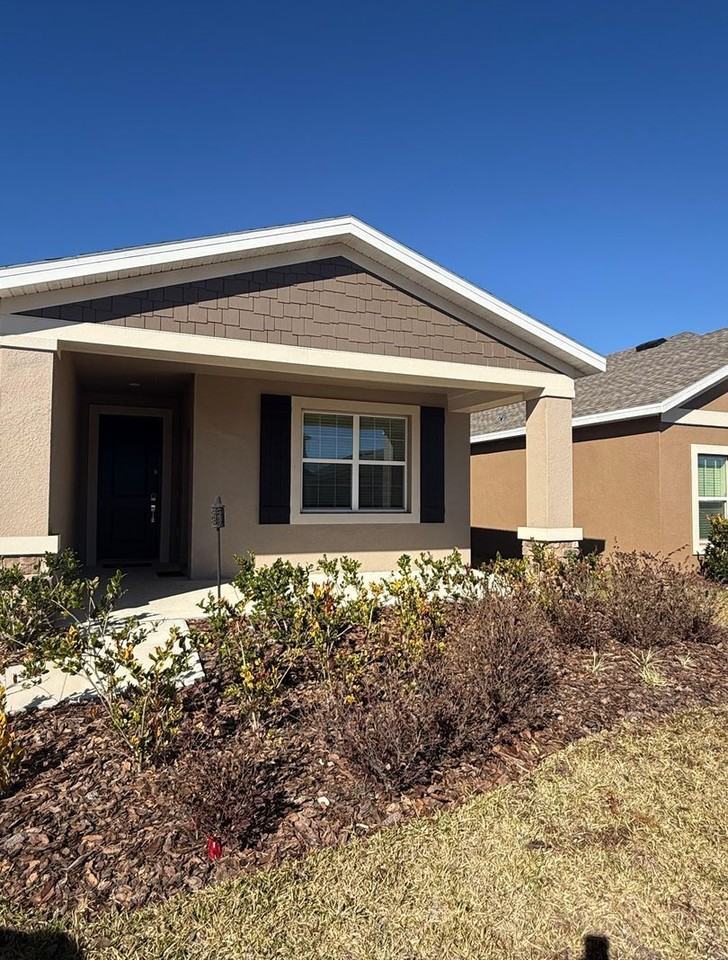 3999 Ambrose Ave #B - Photo 2 of 13