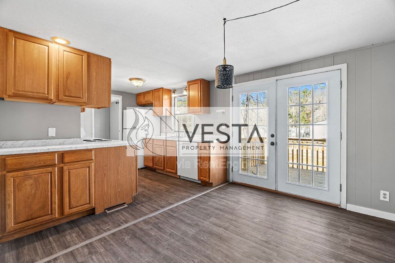 442 Wickins Dr - Photo 7 of 32