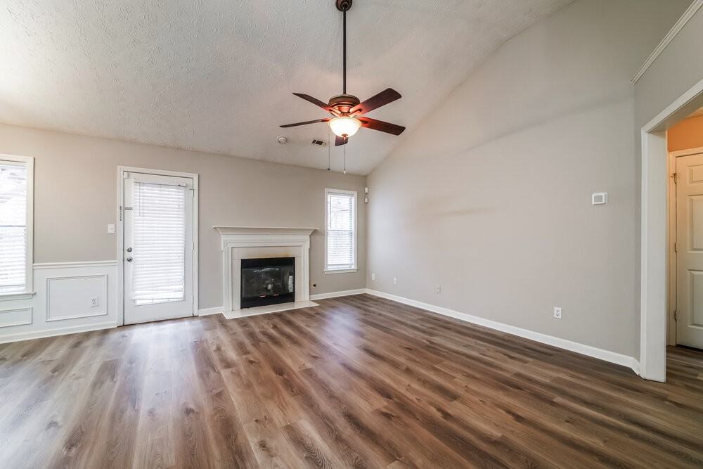 47 Noah Dr - Photo 4 of 16