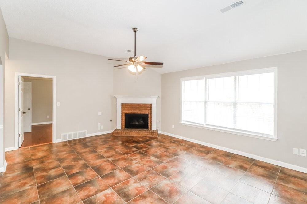 8648 Tropicana Dr N - Photo 5 of 16