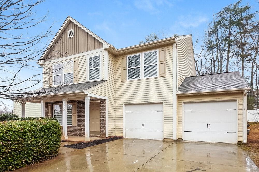 9622 Fernspray Rd - Photo 4 of 17