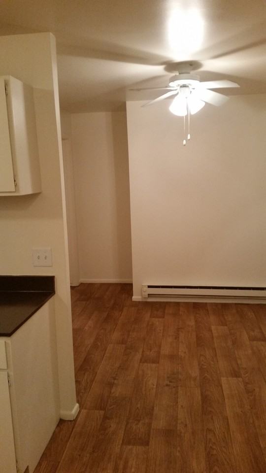 Victoria Canyon Apartments - Photo 4 of 38