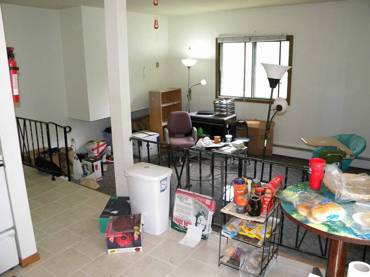 818-8TH - Photo 3 of 11