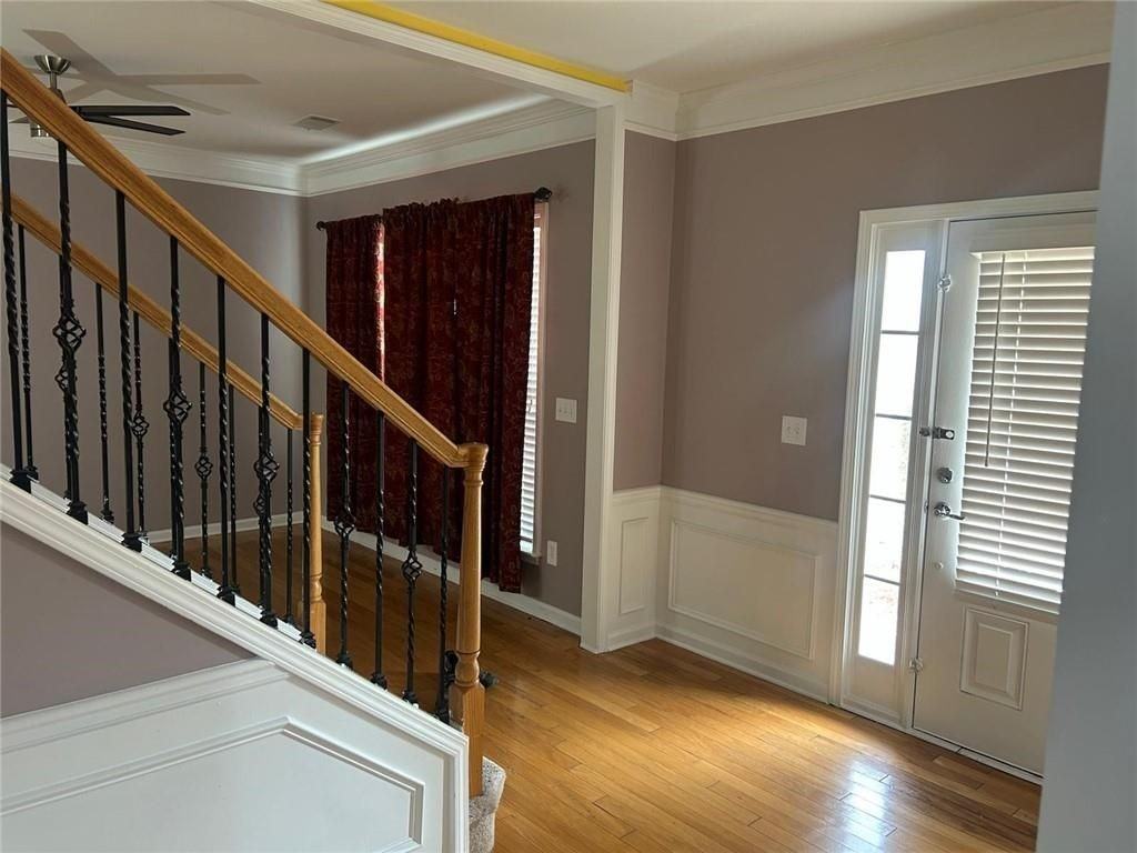 815 Earlham Dr - Photo 3 of 31