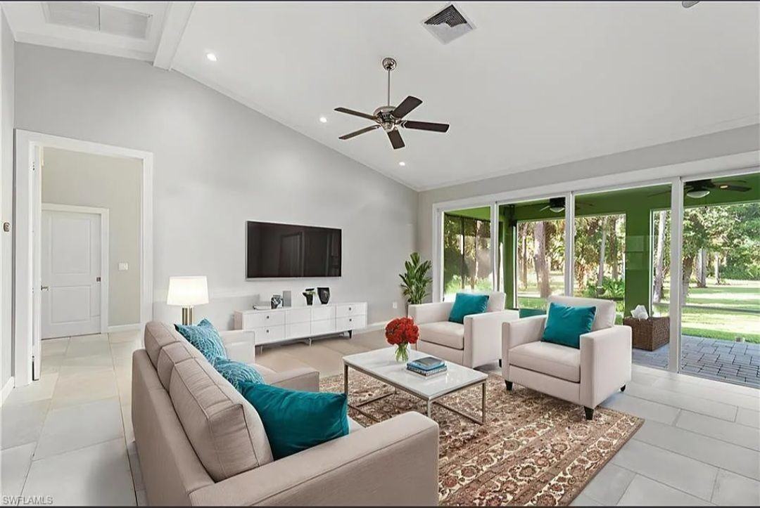 271 12th Ave Ne - Photo 2 of 13