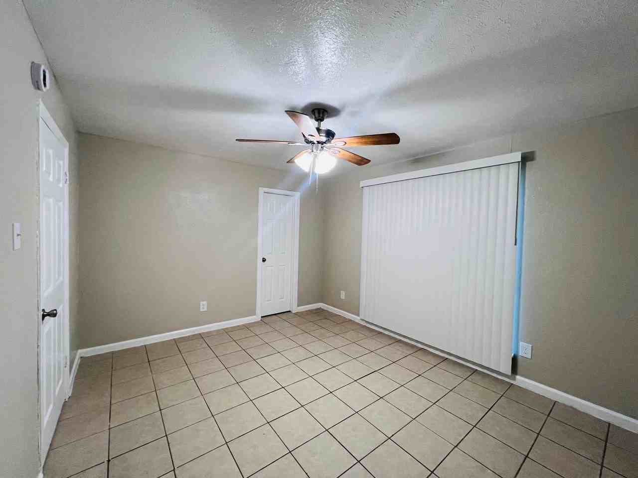 Spanish Lagos Apartments - Photo 5 of 15