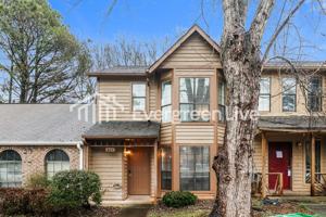featured image of 867 Heritage Oaks Dr