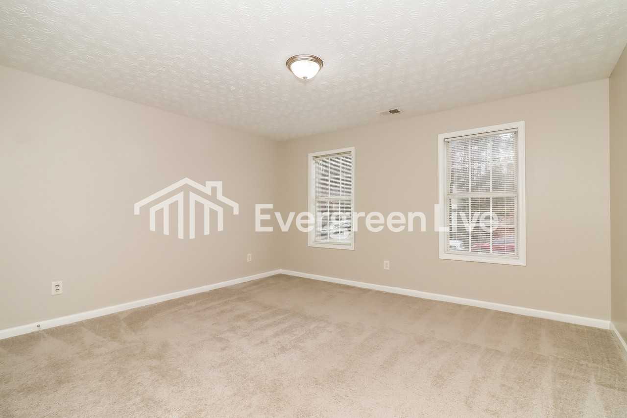 784 Sinclair Way - Photo 6 of 15