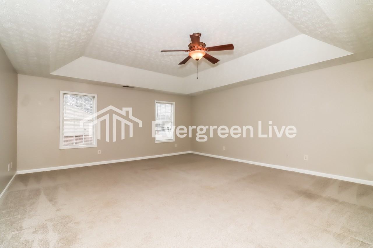 784 Sinclair Way - Photo 7 of 15